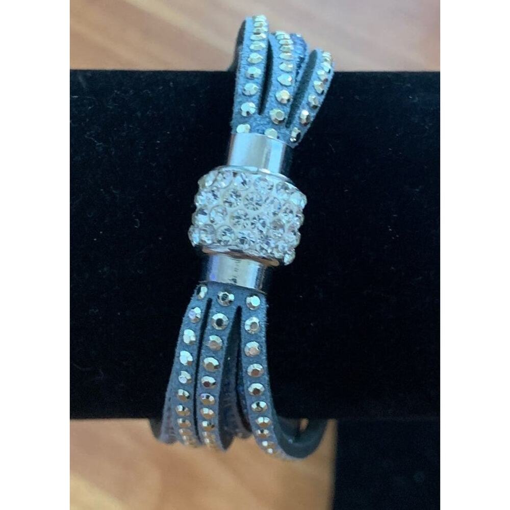 Sparkling 2 Grey‎ tone Bracelet